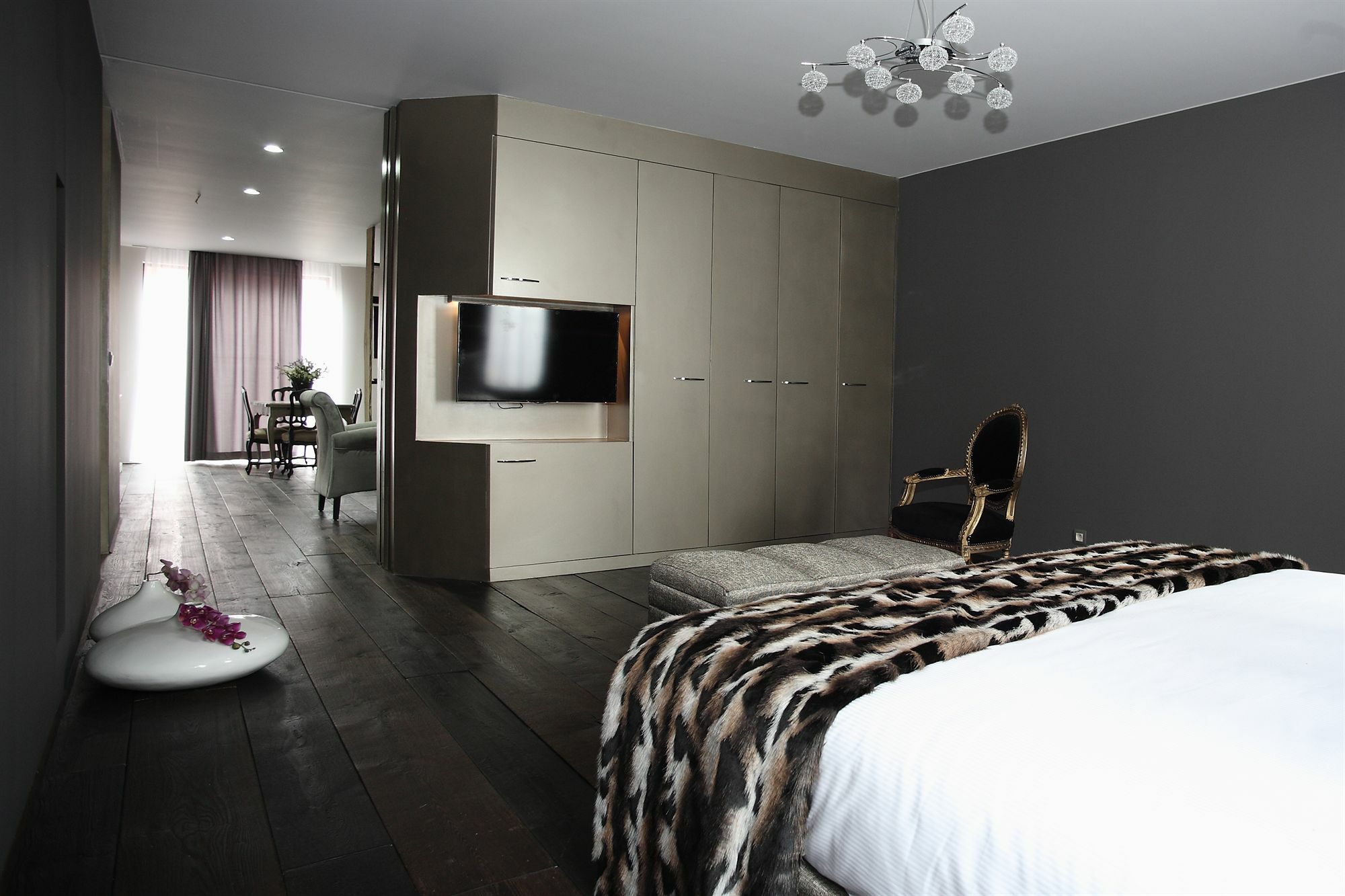 Aparthotel L'Impronta Etterbeek ภายนอก รูปภาพ